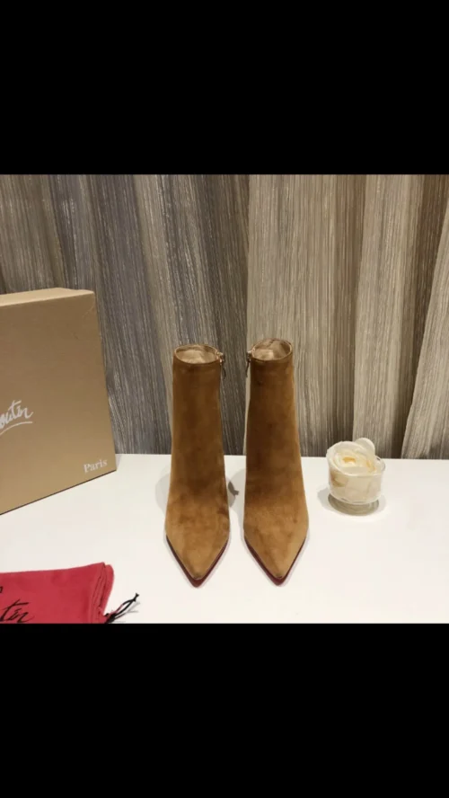 Christian Louboutin Leather Pumps Style 0006