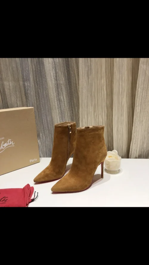 Christian Louboutin Leather Pumps Style 0006