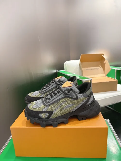 Louis Vuitton Summit Sneakers Style 0002