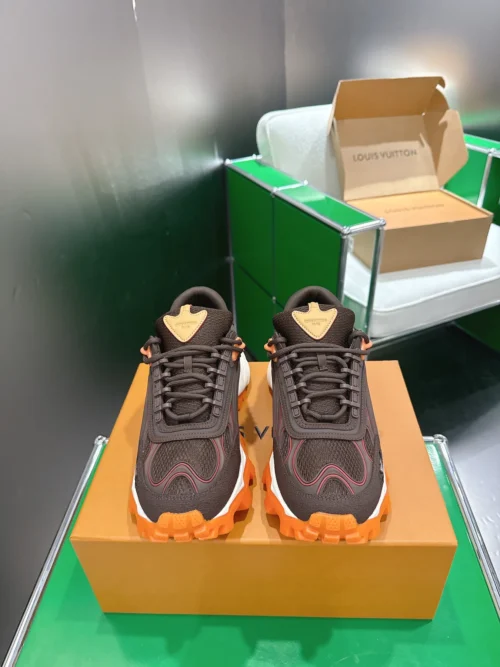 Louis Vuitton Summit Sneakers Style 0003