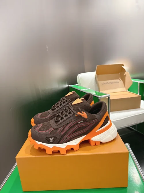 Louis Vuitton Summit Sneakers Style 0003
