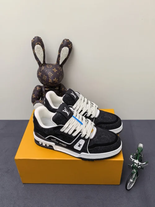 Louis Vuitton Trainer Sneakers