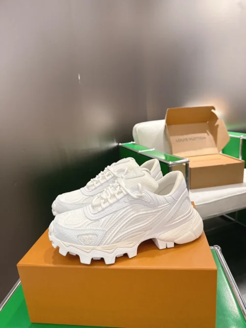 Louis Vuitton Summit Sneakers Style 0013