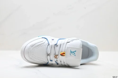 Louis Vuitton Trainer Sneakers Style 0014