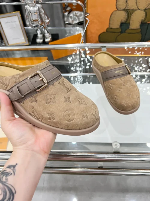 Louis Vuitton LV Easy Leather Slides Style 0016