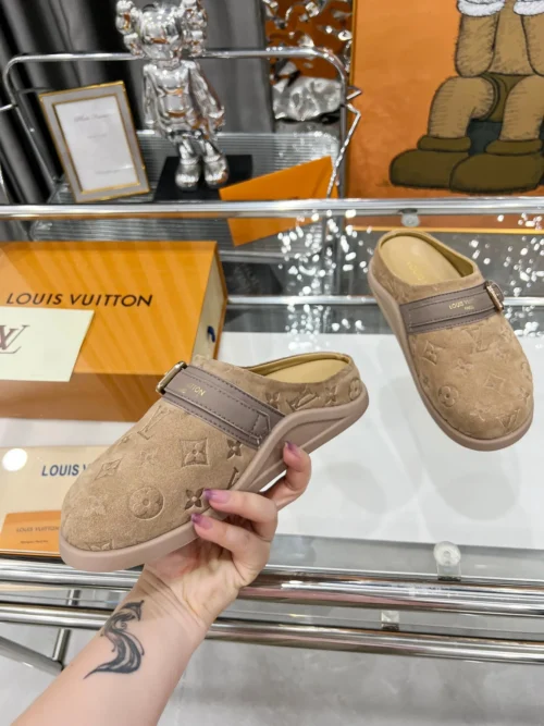 Louis Vuitton LV Easy Leather Slides Style 0016
