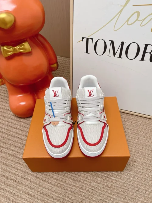 Louis Vuitton Trainer Sneakers Style 0038