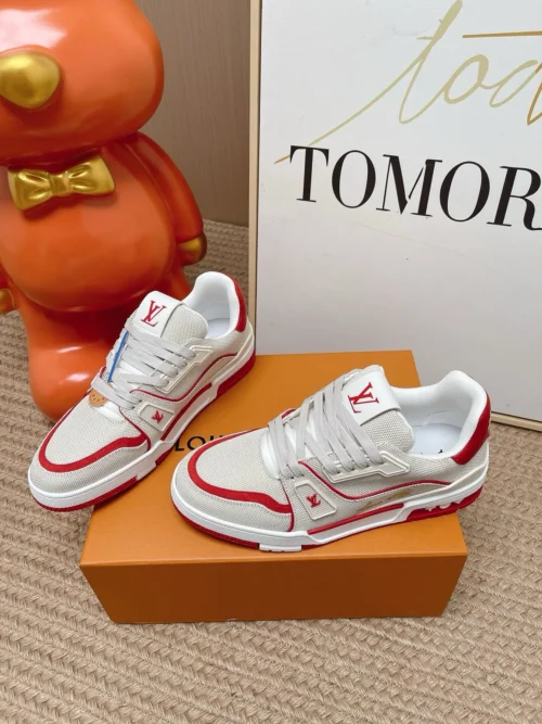 Louis Vuitton Trainer Sneakers Style 0038