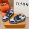 Louis Vuitton Trainer Sneakers Style 0039