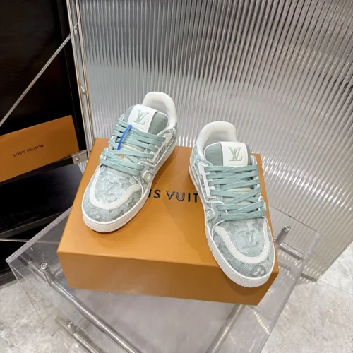 Louis Vuitton Trainer Sneakers Style 0042