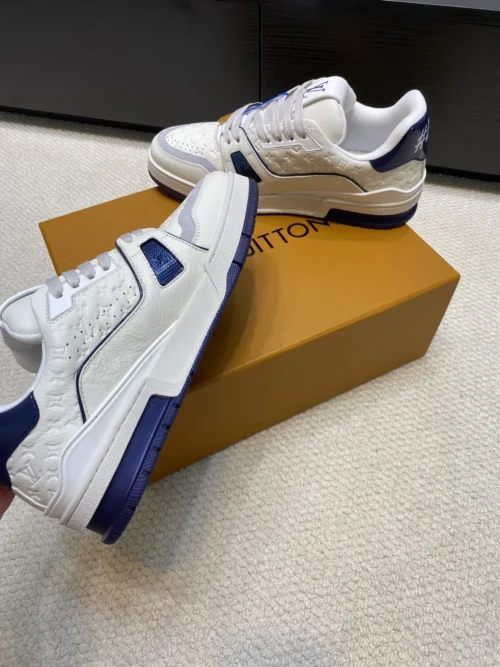 Louis Vuitton Trainer Leather Sneakers Style 0046