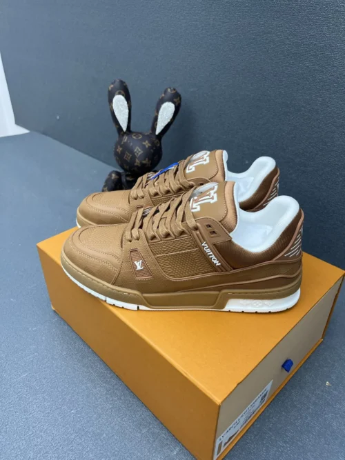 Louis Vuitton Trainer Calfskin Sneakers Style 0141