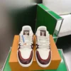 Louis Vuitton Trainer Sneakers Style 0171