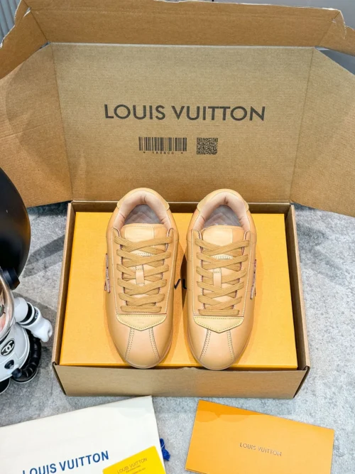 Louis Vuitton Chunky Sneakers Style 0183