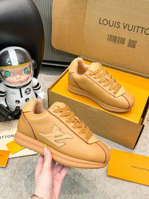 Louis Vuitton Chunky Sneakers Style 0183