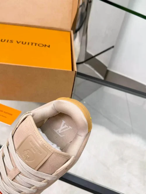Louis Vuitton Chunky Sneakers Style 0193