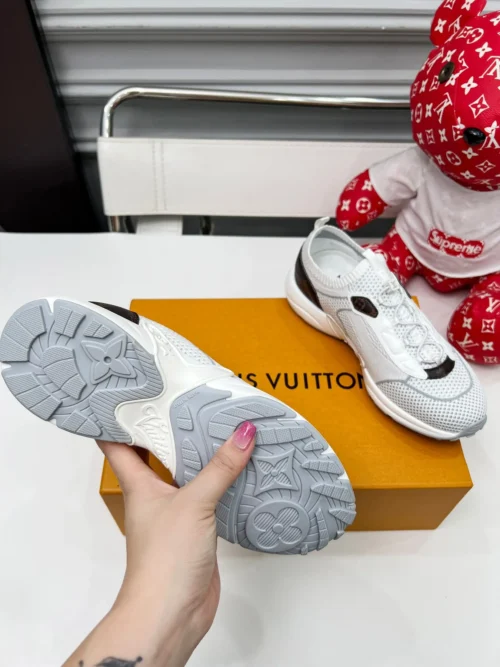 Louis Vuitton Knit Sneakers Style 0199