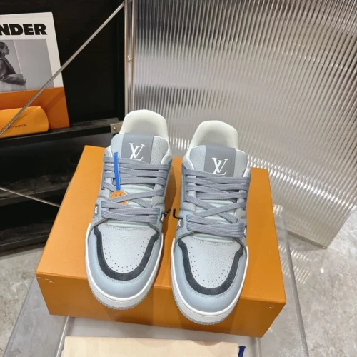 Louis Vuitton Trainer Leather Sneakers Style 0213
