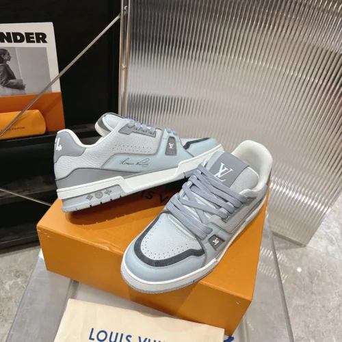 Louis Vuitton Trainer Leather Sneakers Style 0213