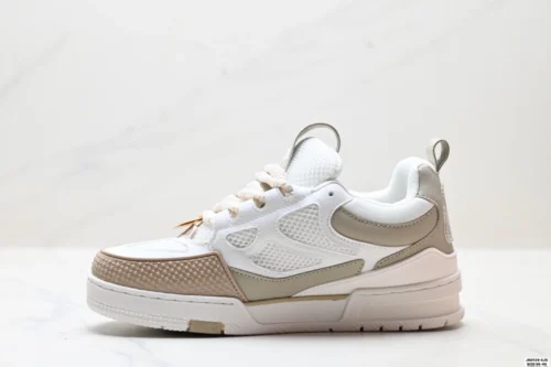 Louis Vuitton Trainer Sneakers Style 0215