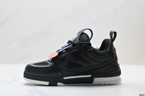 Louis Vuitton Trainer Sneakers Style 0225