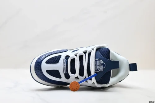 Louis Vuitton Trainer Sneakers Style 0227