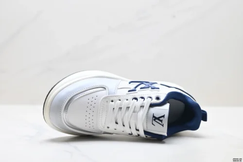 Louis Vuitton Leather Sneakers Style 0235