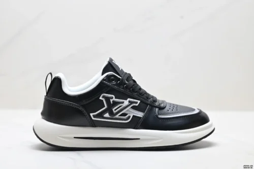 Louis Vuitton Leather Sneakers Style 0237