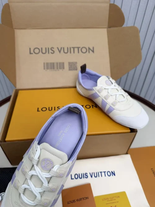 Louis Vuitton Sneakers Style 0243