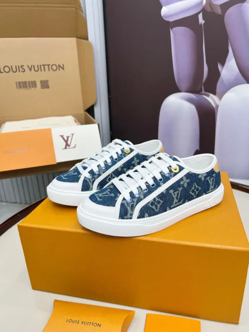 Louis Vuitton Canvas Sneakers Style 0253