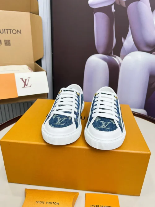 Louis Vuitton Canvas Sneakers Style 0253