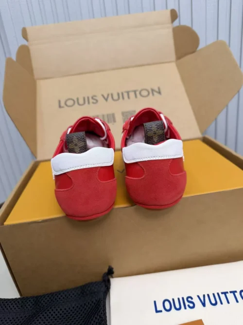 Louis Vuitton Sneakers Style 0261
