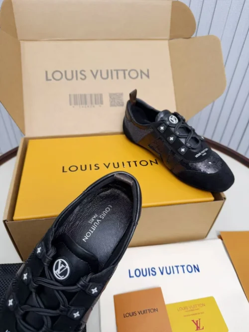 Louis Vuitton Sneakers Style 0263