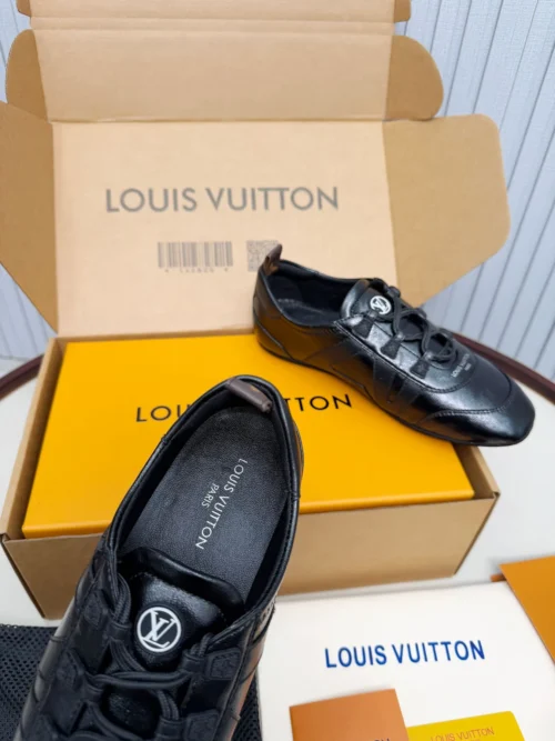 Louis Vuitton Sneakers Style 0267