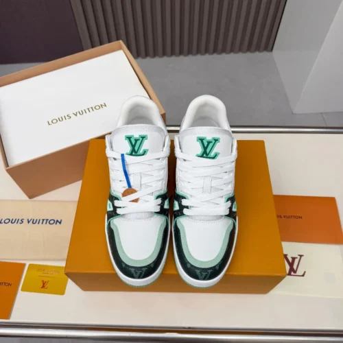 Louis Vuitton Sneakers Style 0319