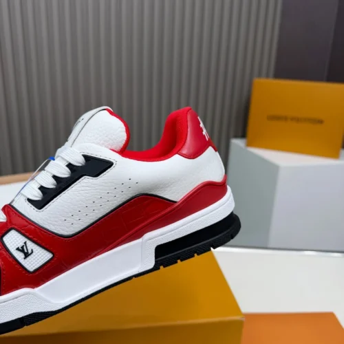 Louis Vuitton Sneakers Style 0327