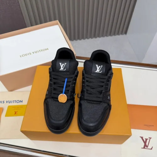 Louis Vuitton Sneakers Style 0329