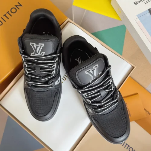 Louis Vuitton Trainer Leather Sneakers Style 0335
