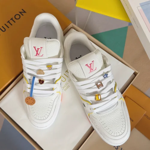 Louis Vuitton Trainer Leather Sneakers Style 0345
