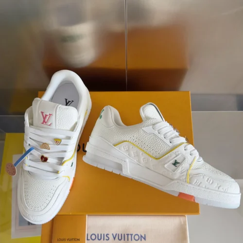 Louis Vuitton Trainer Leather Sneakers Style 0345