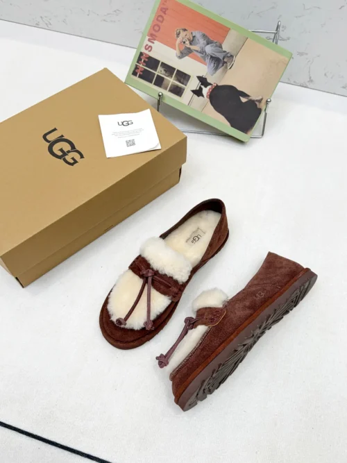UGG Shearling Loafers Style 0003