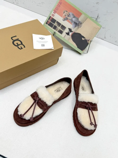 UGG Shearling Loafers Style 0003