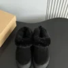 UGG Lambskin Snow Boots Style 0033