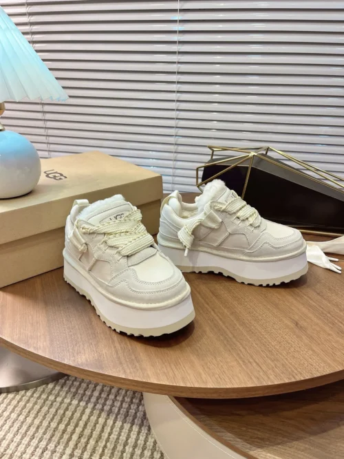 UGG Sneakers Style 0073