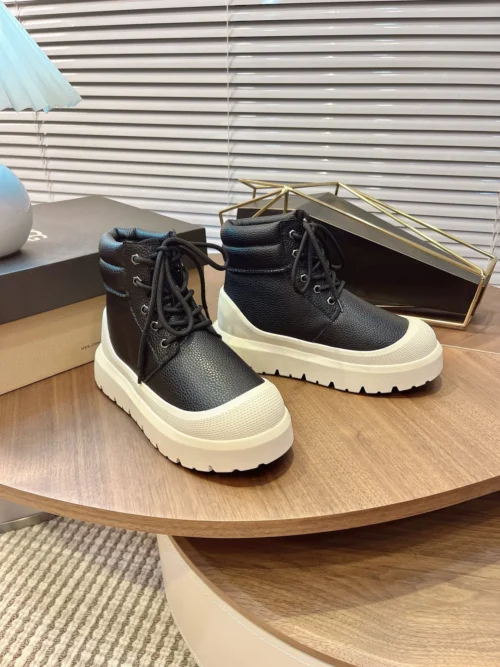 UGG Tasman Snow Boots Style 0077