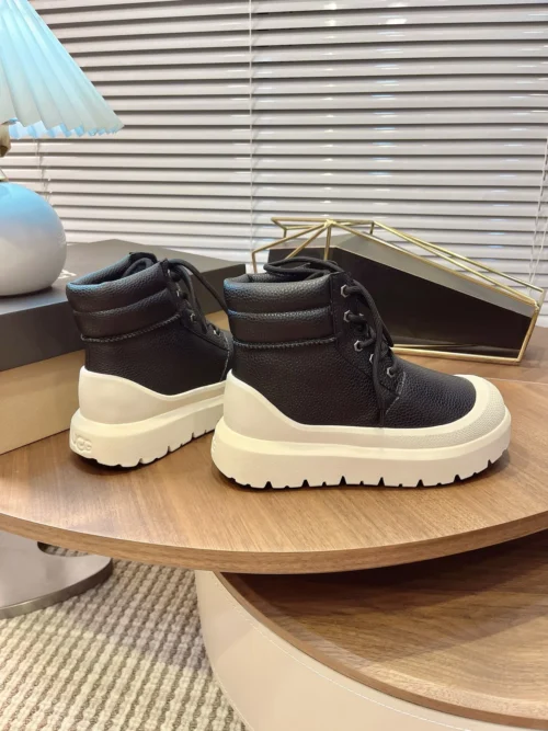 UGG Tasman Snow Boots Style 0077