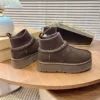 UGG Shearling Snow Boots Style 0087