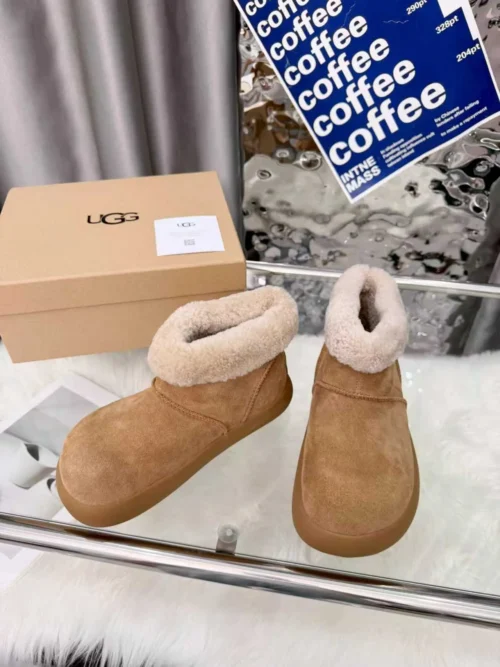UGG Snow Boots Style 0093