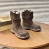 UGG Leather Snow Boots Style 0135