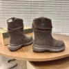 UGG Leather Snow Boots Style 0135